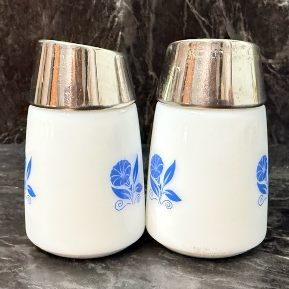 DISPENSERS INC. Salt & Pepper Shakers - Picture 2 of 12